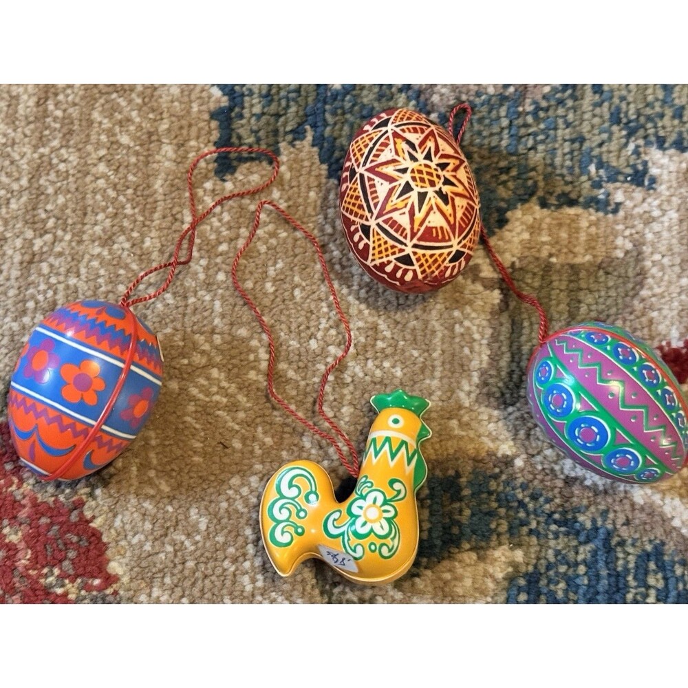 Easter Ornaments Eggs Plastic Floral Roster Mini Easter Tree Spring Set of 4